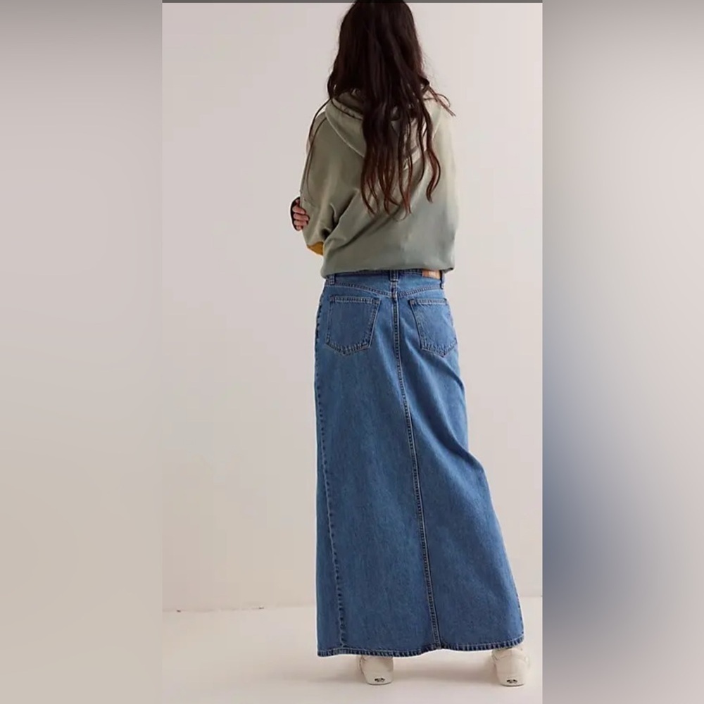 NWT FREE PEOPLE We the Free Chani Denim Skirt Size 30 Sweetly Stoned - Picture 2 of 12